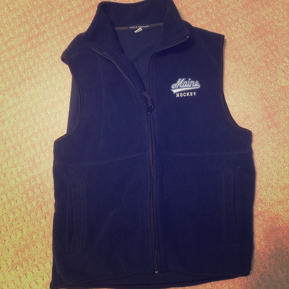 Umaine hockey fleece vest